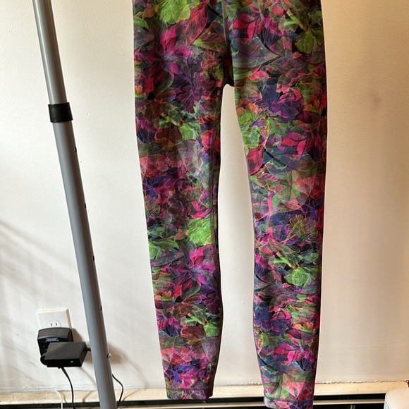 Lululemon Wunder Train High-Rise Tight 25" - Vivid Floral Multicolor - Picture 2 of 7